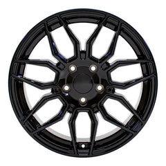 Front view of an 18x8.5 Gloss Black wheel replacement for Chevy Corvette replica rim 9511111