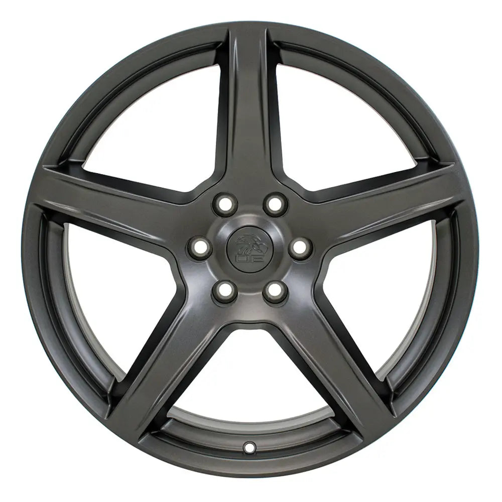 Front view of a 22x9.5 Satin Gunmetal wheel replacement for Ram 1500 replica rim 9511014